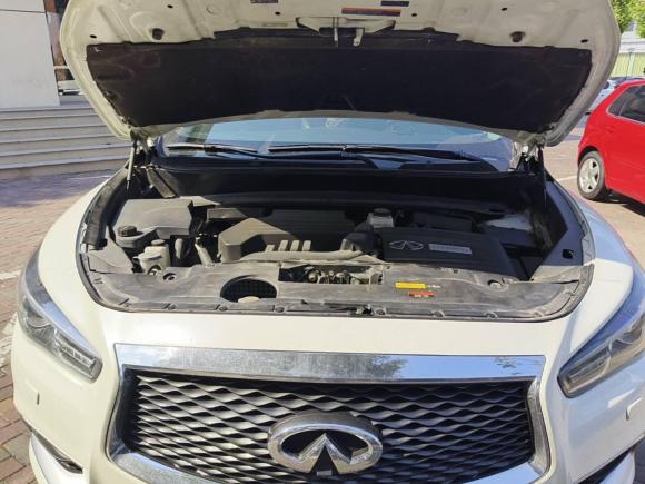 [南京·苏A] 二手英菲尼迪英菲尼迪QX602016款 2.5 S/C Hybrid 两驱卓越版 国V