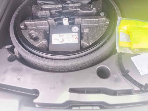 [义乌·浙G] 二手奥迪奥迪Q82022款 55 TFSI 豪华动感型