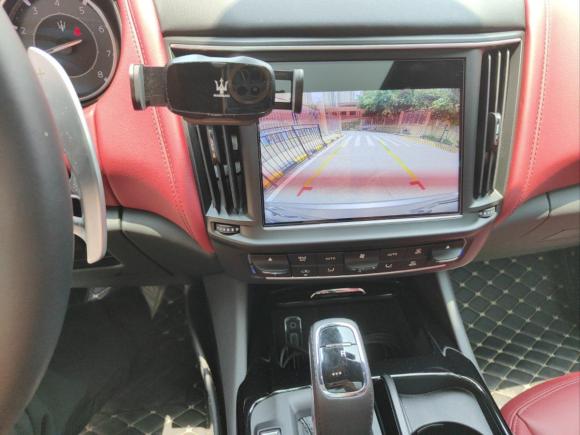 [广州·粤A] 二手玛莎拉蒂Levante2022款 2.0T GT锋芒版