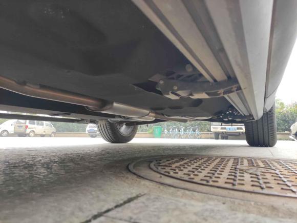 [武汉·鄂A] 二手红旗红旗HS52022款 2.0T 智联旗享乐购版