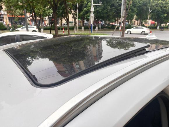 [佛山·粤E] 二手宝马宝马2系旅行车2014款 220i 豪华设计套装