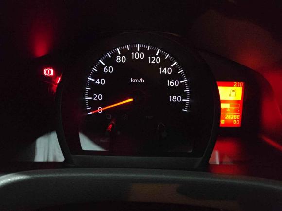 [深圳·粤B] 二手日产日产NV2002014款 1.6L CVT豪华型 国V