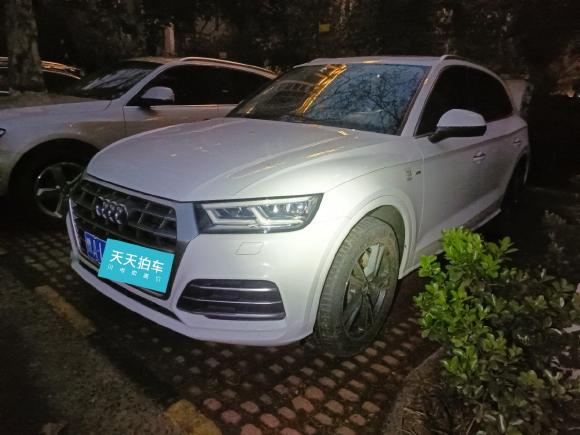 奥迪奥迪Q5L2018款 40 TFSI 荣享时尚型 国VI「郑州二手车」「天天拍车」