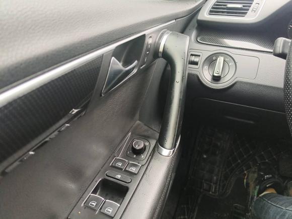 [西安·陕U] 二手大众迈腾2013款 1.8TSI 豪华型