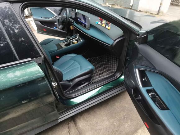 [上海·沪B] 二手名爵MG72023款 2.0T 自动Trophy+激擎耀世版