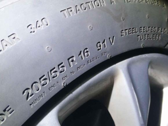 [上海·苏A] 二手大众高尔夫2012款 1.4TSI 自动舒适型