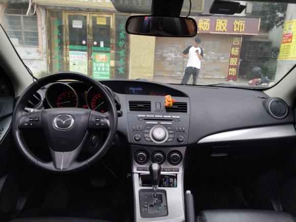[广州·粤A] 二手马自达马自达32010款 两厢 2.0自动豪华型