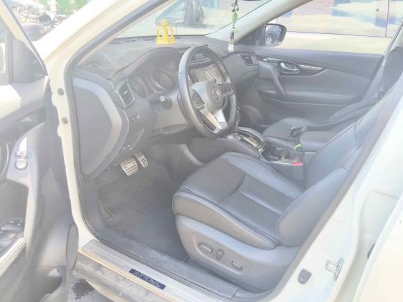 [深圳·粤B] 二手日产奇骏2019款 2.0L CVT智联舒适版 2WD