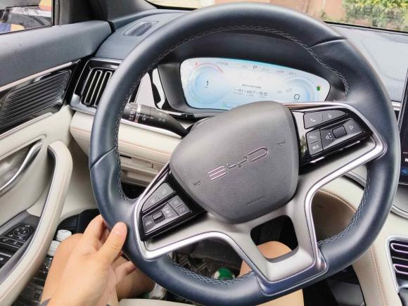 [南通·苏F] 二手比亚迪宋PLUS新能源2023款 冠军版 DM-i 110KM 旗舰PLUS