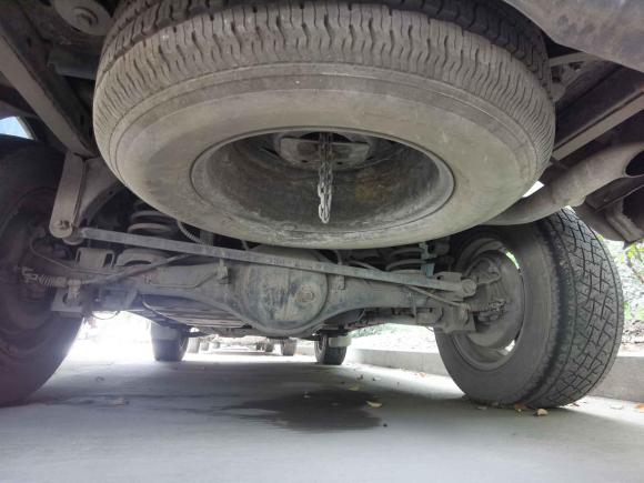 [杭州·浙A] 二手陆风陆风X82009款 2.5T 柴油4X4超豪华型