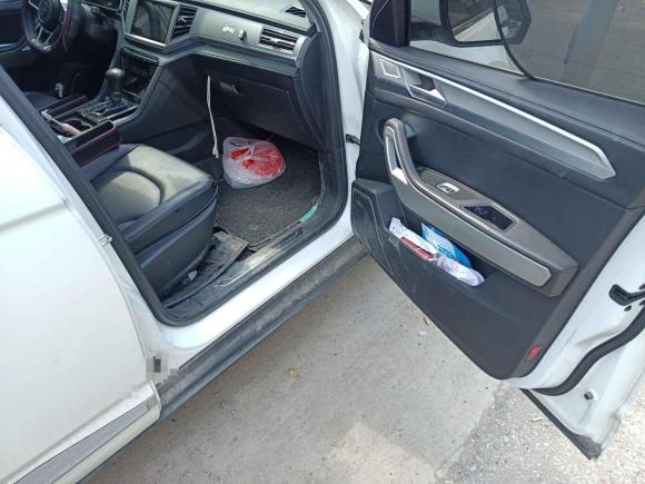 [无锡·辽H] 二手众泰大迈X72017款 上进版 1.8T DCT嵩山型