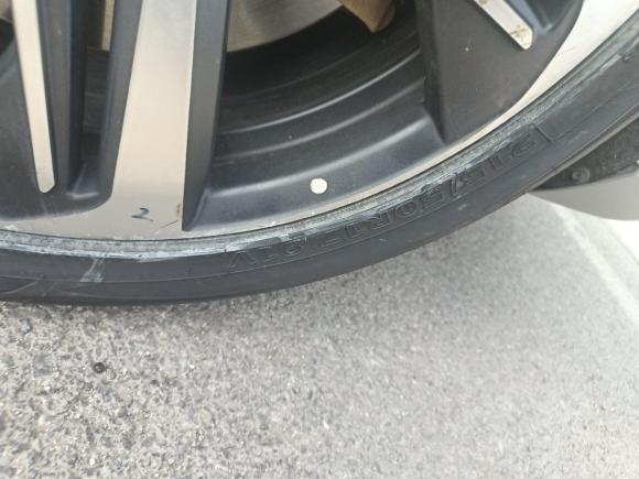 [北京·京A] 二手北京汽车北京EU52018款 R500 智风版