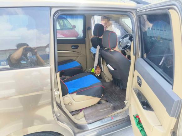 [上海·皖P] 二手五菱汽车五菱宏光2014款 1.5L S豪华型