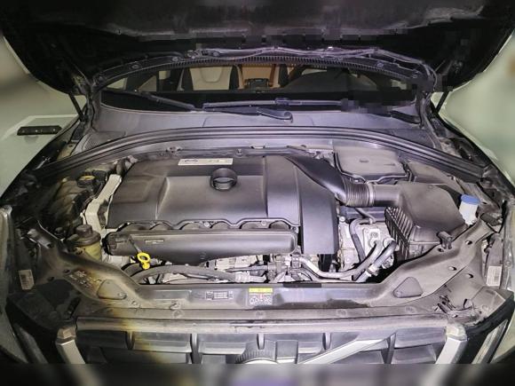 [上海·沪A] 二手沃尔沃沃尔沃XC602011款 T6 R-Design 个性运动版