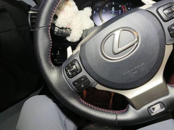 [深圳·粤B] 二手雷克萨斯雷克萨斯RC2016款 200t F SPORT版