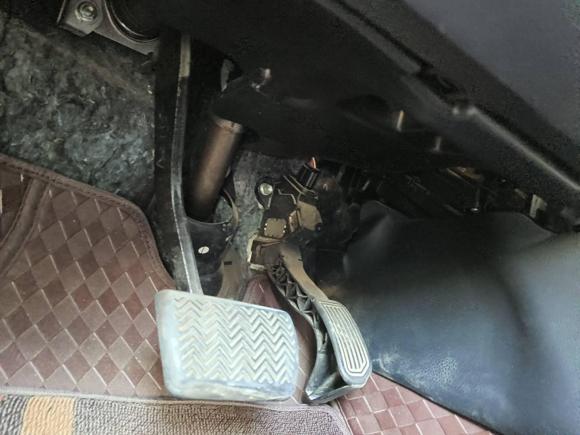 [西安·陕A] 二手丰田雷凌2017款 改款双擎 1.8H GS E-CVT精英天窗版 国V