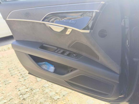 [青岛·鲁U] 二手奥迪奥迪A82021款 A8L 50 TFSI quattro 舒适型