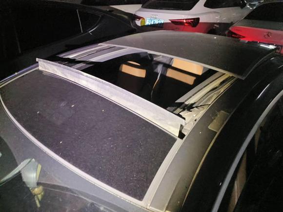 [苏州·苏E] 二手奔驰奔驰E级2010款 E 260 CGI Coupe