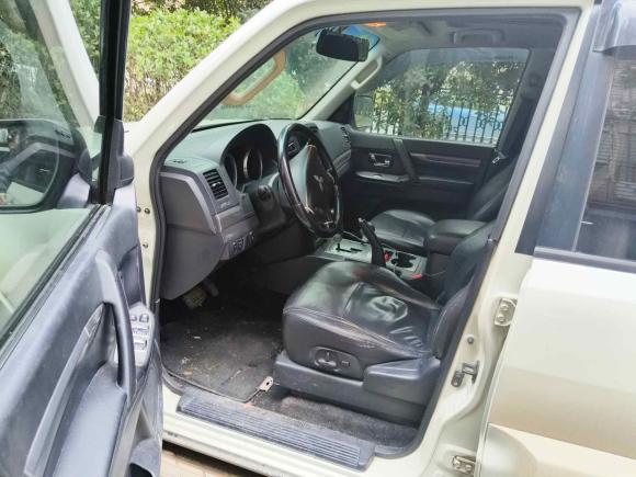 [义乌·浙G] 二手三菱帕杰罗2011款 3.0L 精英版