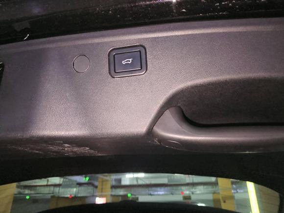 [嘉兴·皖N] 二手魏牌魏牌 VV72017款 2.0T 旗舰型