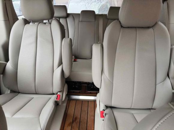 [南昌·赣A] 二手别克别克GL82021款 陆上公务舱 652T 舒适型