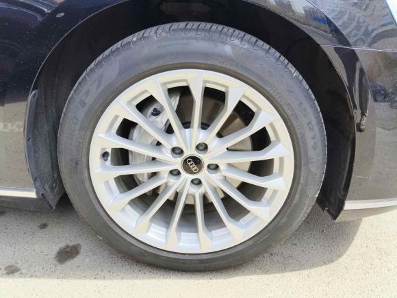 [济南·鲁S] 二手奥迪奥迪A82021款 A8L 50 TFSI quattro 舒适型