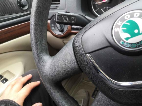 [上海·沪C] 二手斯柯达明锐2013款 1.6L 手动逸俊版