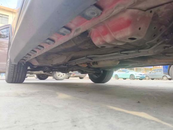 [无锡·皖A] 二手哈弗哈弗H12015款 1.5L AMT豪华型