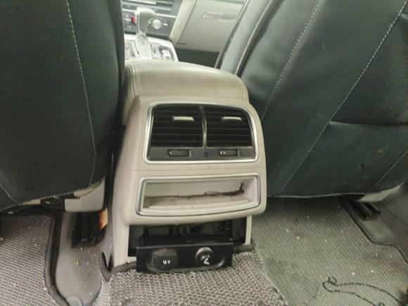 [义乌·浙G] 二手奥迪奥迪A6L2014款 TFSI 标准型