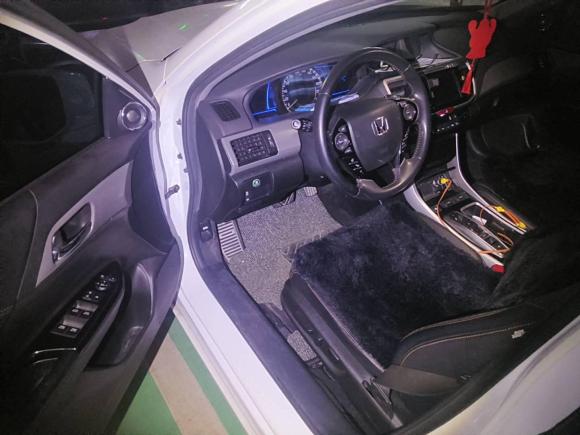 [苏州·苏E] 二手本田雅阁2016款 混动 2.0L 锐领版