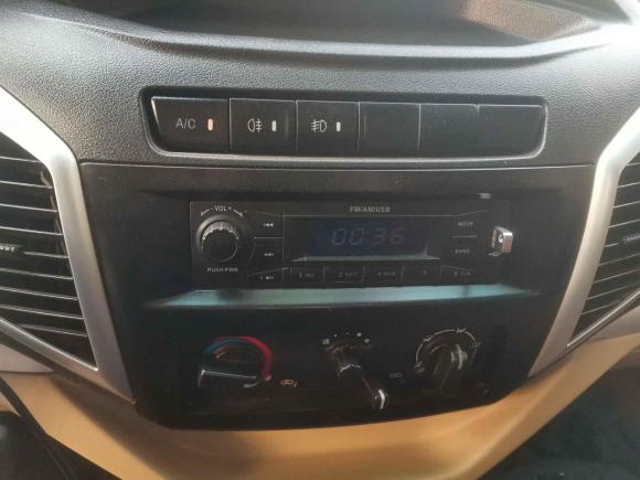 [成都·川A] 二手长安跨越跨越王X52018款 1.5L标准型单排后双轮标准货箱DK15C