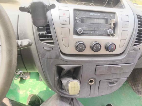 [义乌·浙G] 二手上汽大通MAXUS新途V802017款 2.5T 5挡手动傲运通国V短轴中顶5/6/10座