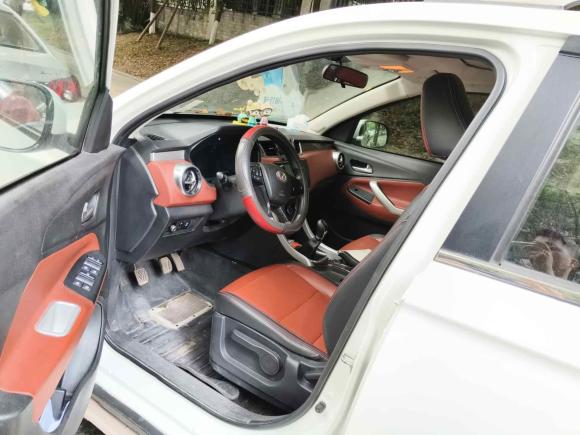 [成都·川R] 二手北汽幻速北汽幻速S32016款 S3L 1.5L 手动尊享型