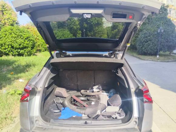 [上海·苏U] 二手雪铁龙凡尔赛C5 X2022款 1.6T 享不凡 虎年开门红版