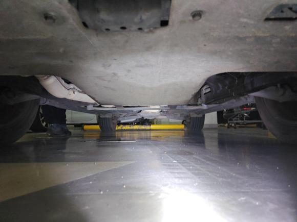 [深圳·粤B] 二手斯巴鲁傲虎2012款 2.5i运动版