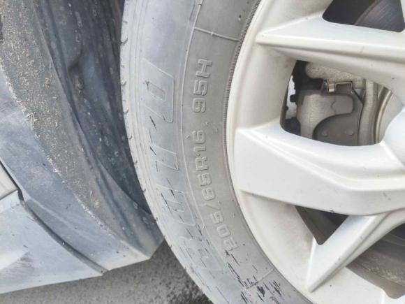 [温州·浙C] 二手五菱汽车五菱宏光S32018款 1.5L 手动豪华型 国V