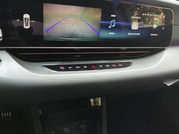 [上海·沪A] 二手ARCFOX极狐极狐 阿尔法S(ARCFOX αS)2022款 525S 160kW