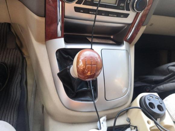 [北京·京E] 二手金杯阁瑞斯2010款 2.4L-3代 尊领豪华型长轴11座4RB2