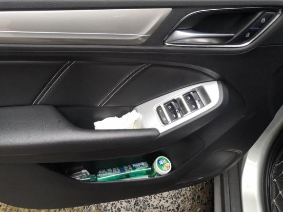 [上海·沪A] 二手荣威荣威RX5新能源2017款 eRX5 50T 混动互联尊荣旗舰版