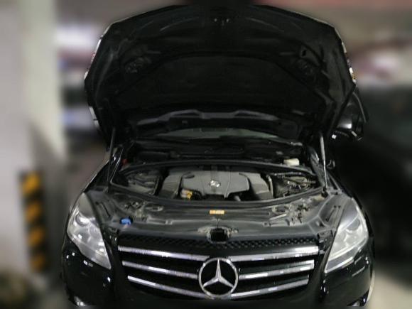 [广州·粤A] 二手奔驰奔驰R级2017款 R 320 4MATIC 豪华型臻藏版