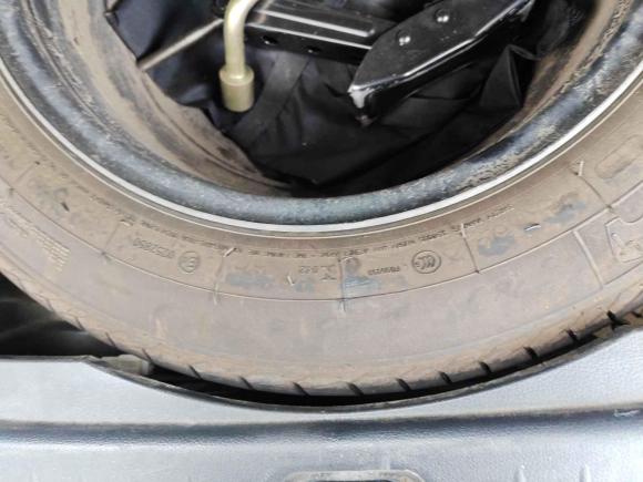 [嘉兴·沪C] 二手东风风行景逸X52015款 1.6L 手动尊享型