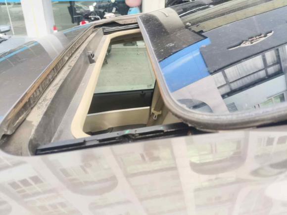 [义乌·浙A] 二手别克别克GL82013款 2.4L LT豪华商务行政版