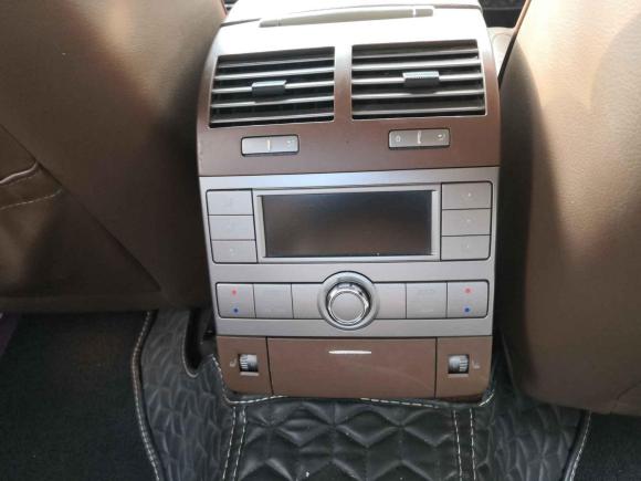 [西安·陕A] 二手大众辉腾2012款 3.0L 行政型