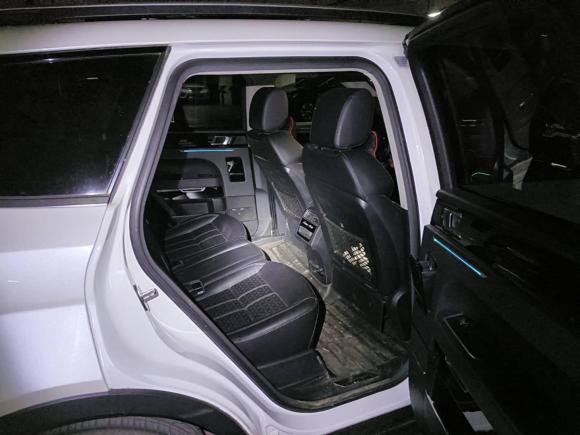 [成都·川A] 二手众泰众泰T7002017款 1.8T 双离合尊享型