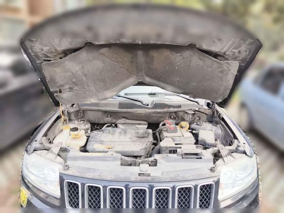 [芜湖·皖B] 二手Jeep指南者2013款 2.0L 两驱豪华版