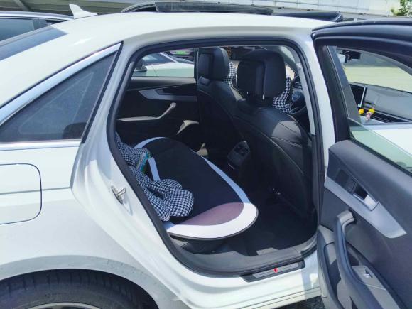 [无锡·苏B] 二手奥迪奥迪A4L2022款 40 TFSI 时尚动感型