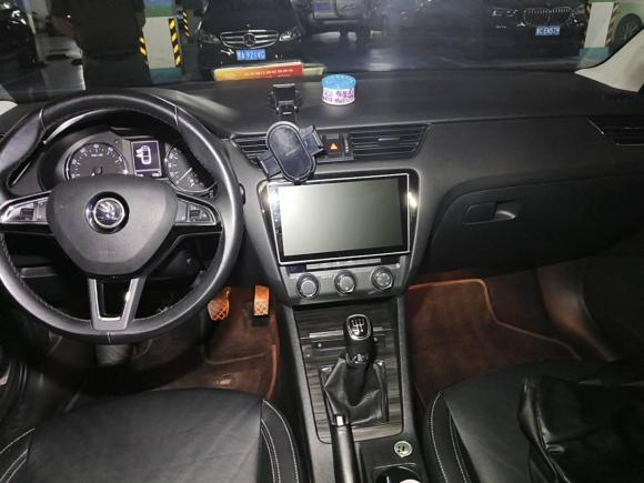 [西安·陕A] 二手斯柯达明锐2017款 1.6L 手动智行版