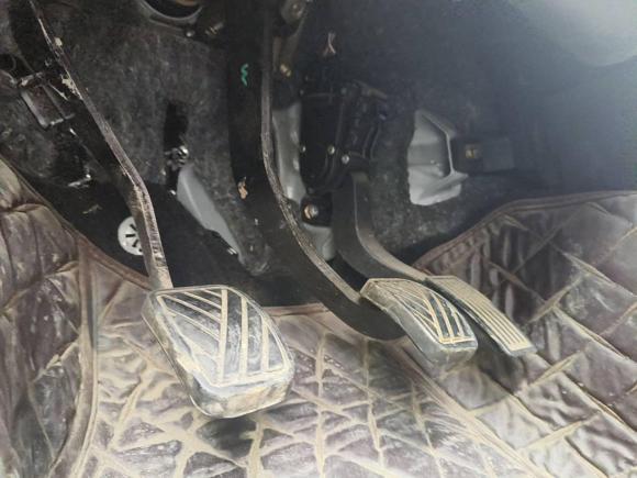 [杭州·豫Q] 二手北汽幻速北汽幻速S32016款 S3L 1.5L 手动尊贵型