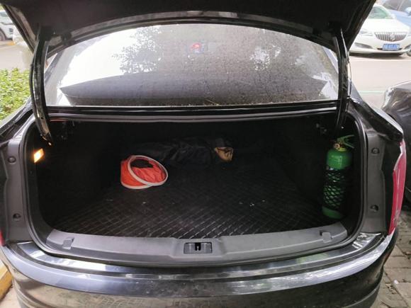 [成都·川A] 二手红旗红旗E-QM52021款 充电 T3版 5座