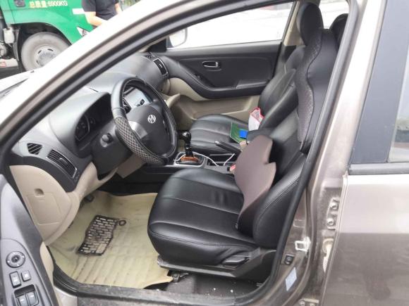 [上海·沪C] 二手现代悦动2011款 1.6L 手动舒适型